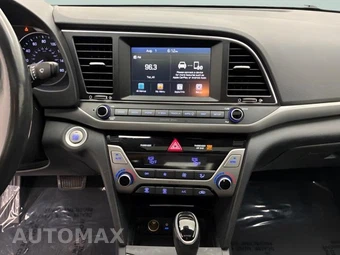 2017 Hyundai Elantra Value Edition Sedan - miniatura 17