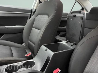 2017 Hyundai Elantra Value Edition Sedan - miniatura 23