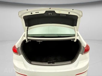 2017 Hyundai Elantra Value Edition Sedan - miniatura 38