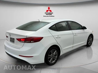 2017 Hyundai Elantra Value Edition Sedan - miniatura 4