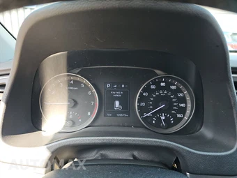 2017 Hyundai Elantra Value Edition Sedan – miniatura 12