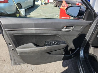 2017 Hyundai Elantra Value Edition Sedan – miniatura 9
