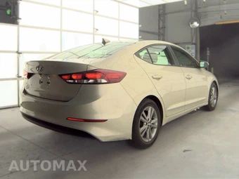 2017 Hyundai Elantra Value Edition Sedan – miniatura 4