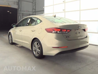 2017 Hyundai Elantra Value Edition Sedan – miniatura 6