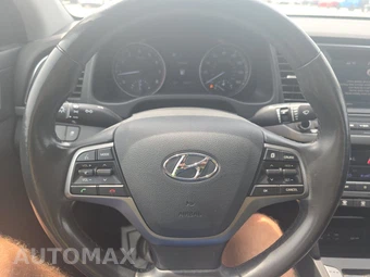 2017 Hyundai Elantra Value Edition Sedan – miniatura 10