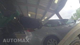 2017 Hyundai Santa Fe Limited – miniatura 22