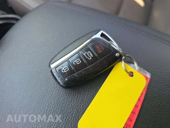 2017 Hyundai Santa Fe Limited Ultimate – miniatura 8