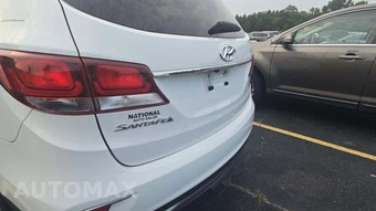 2017 Hyundai Santa Fe SE – miniatura 18