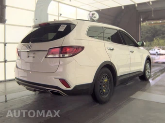 2017 Hyundai Santa Fe SE – miniatura 4