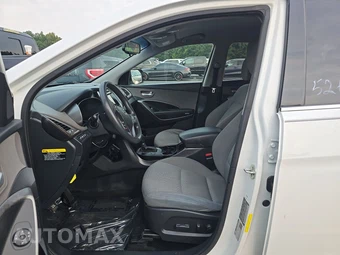 2017 Hyundai Santa Fe SE – miniatura 7