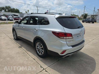 2017 Hyundai Santa Fe SE – miniatura 2
