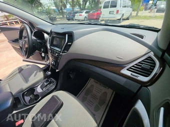 2017 Hyundai Santa Fe SE – miniatura 20