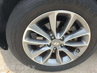 2017 Hyundai Santa Fe SE – miniatura 24