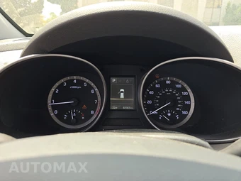 2017 Hyundai Santa Fe SE – miniatura 12