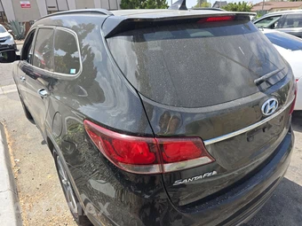 2017 Hyundai Santa Fe SE – miniatura 6