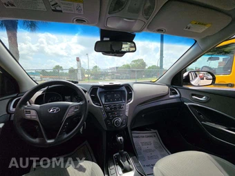 2017 Hyundai Santa Fe SE – miniatura 10