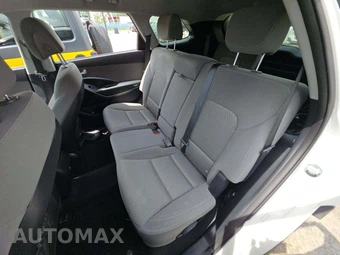 2017 Hyundai Santa Fe SE – miniatura 13