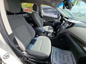 2017 Hyundai Santa Fe SE – miniatura 19