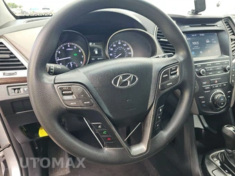 2017 Hyundai Santa Fe SE - miniatura 10
