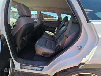 2017 Hyundai Santa Fe SE Ultimate – miniatura 13