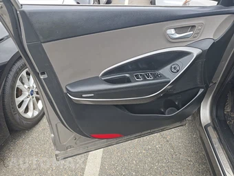 2017 Hyundai Santa Fe Sport 2.0T Ultimate - miniatura 9