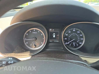 2017 Hyundai Santa Fe Sport – miniatura 9