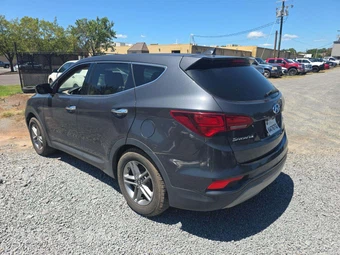 2017 Hyundai Santa Fe Sport - miniatura 2