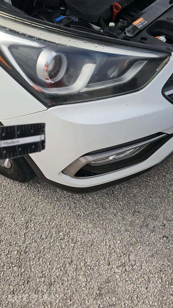 2017 Hyundai Santa Fe Sport - miniatura 18