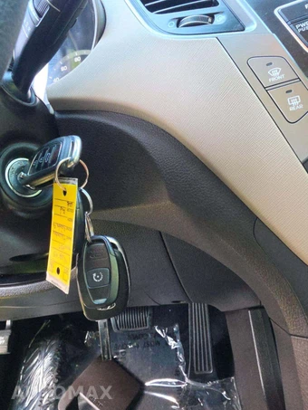 2017 Hyundai Santa Fe Sport - miniatura 8