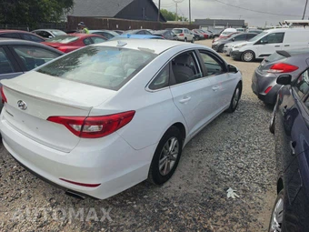2017 Hyundai Sonata – miniatura 3