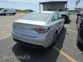 2017 Hyundai Sonata Hybrid SE – miniatura 4