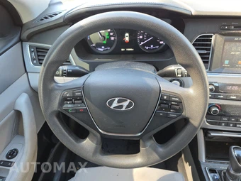 2017 Hyundai Sonata Hybrid SE - miniatura 10
