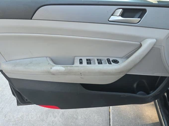 2017 Hyundai Sonata Hybrid SE - miniatura 9