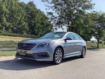 2017 Hyundai Sonata Limited - miniatura 2