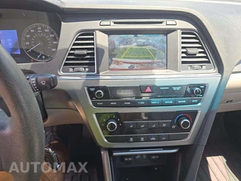 2017 Hyundai Sonata SE - miniatura 10