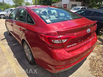 2017 Hyundai Sonata SE - miniatura 2