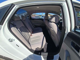 2017 Hyundai Sonata SE – miniatura 16
