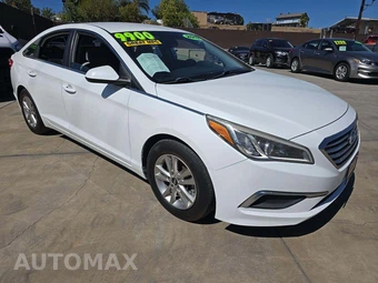 2017 Hyundai Sonata SE – miniatura 4