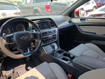 2017 Hyundai Sonata Sport 2.0T - miniatura 10
