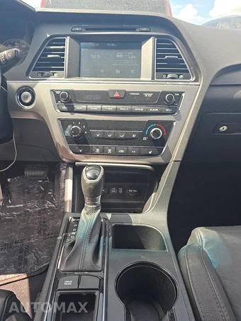 2017 Hyundai Sonata Sport – miniatura 11