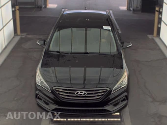 2017 Hyundai Sonata Sport – miniatura 2