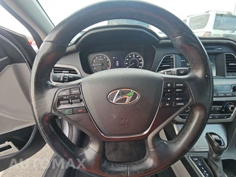 2017 Hyundai Sonata Sport – miniatura 10