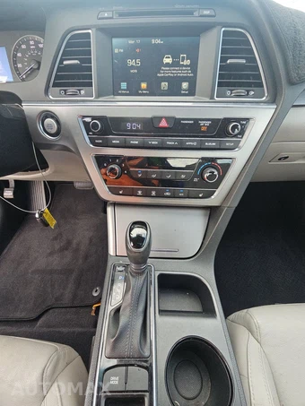 2017 Hyundai Sonata Sport – miniatura 11
