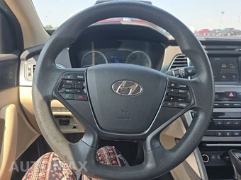 2017 Hyundai Sonata Sport – miniatura 10
