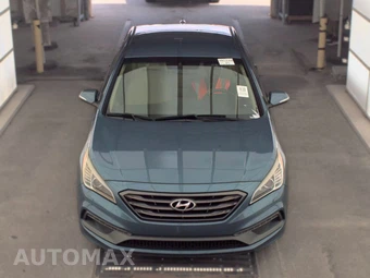 2017 Hyundai Sonata Sport – miniatura 2