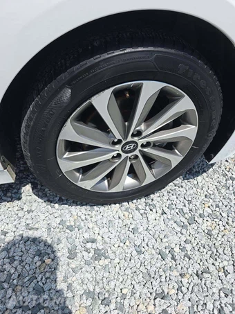 2017 Hyundai Sonata Sport – miniatura 23