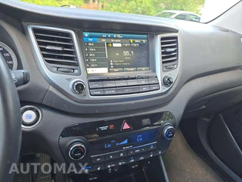 2017 Hyundai Tucson Limited – miniatura 10