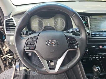 2017 Hyundai Tucson Limited – miniatura 10