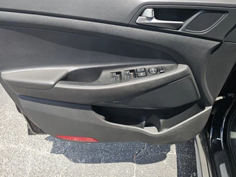 2017 Hyundai Tucson Limited – miniatura 9
