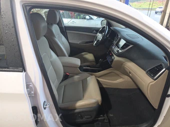 2017 Hyundai Tucson Limited – miniatura 8